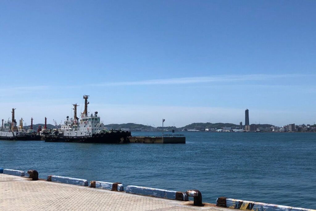 門司港レトロから見た関門海峡の眺め(FOLK IN ONが撮影)